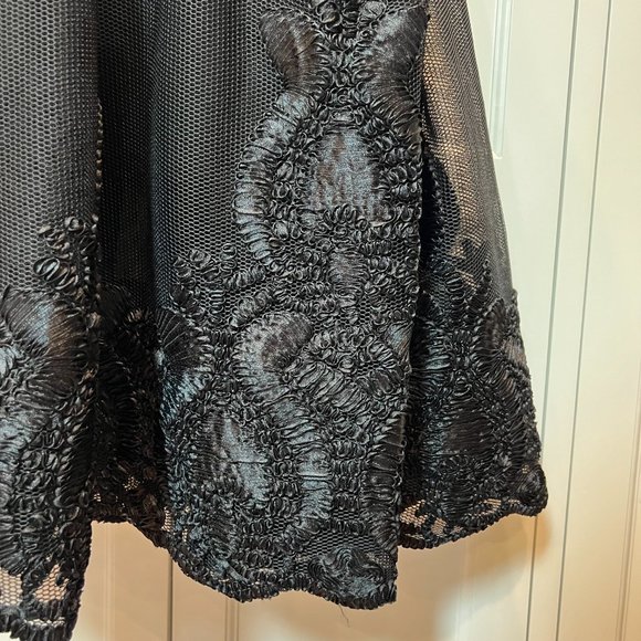 MAJE - BLACK EMBROIDERED DRESS with Mesh Overlay Size 2-4 US, Size 1 EU - Picture 11 of 14